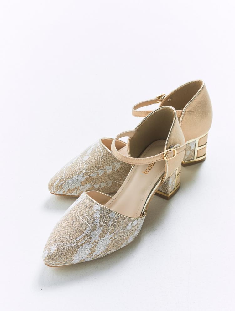 セパレートレースパンプス（ベージュ）