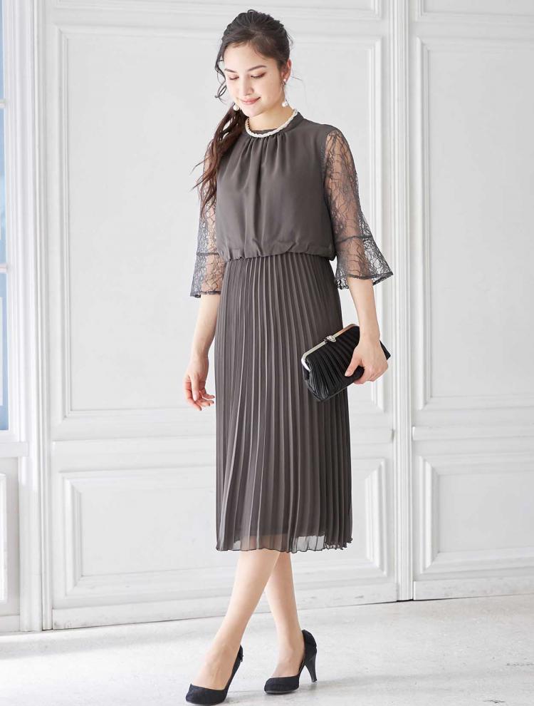 【M】スタンドネックプリーツミモレ丈ドレス（カーキ）DPSET0399