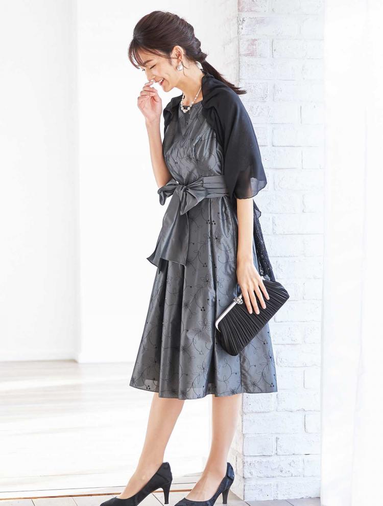 【M/L】シャンブレータフタ刺繍フィット＆フレアドレス（グレー）DPSET0329