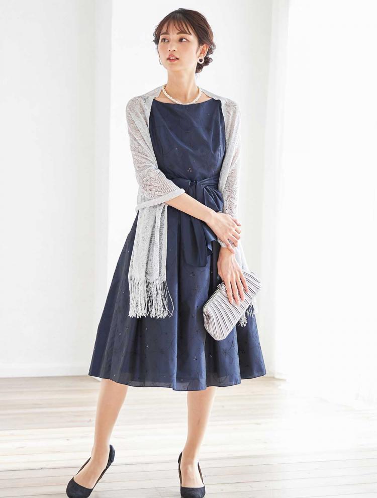 【M/L】シャンブレータフタ刺繍フィット＆フレアドレス（ネイビー）DPSET0332