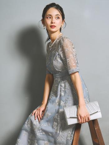 【LL】刺繍レースフレアドレス（ブルーグレー）DPSET0933L