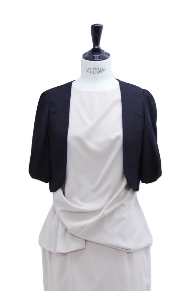 【F】ノーカラー五分袖ジャケットボレロ（ブラック）